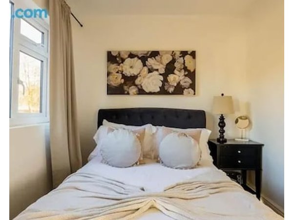 Dreamwood - Woodland Cottage with Private Hot Tub