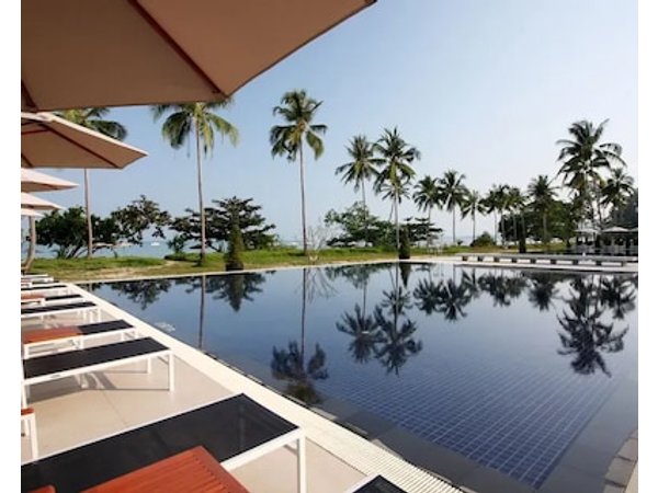 Kantary Beach Hotel Villas & Suites