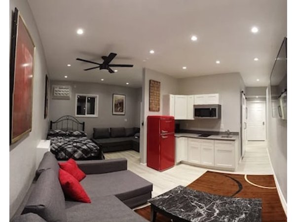 Modern Comfortable Private Getaway