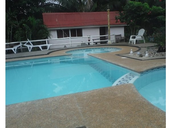 D & A Seaside Cottages