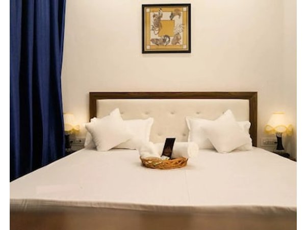 Osaka Taj Hotel Agra