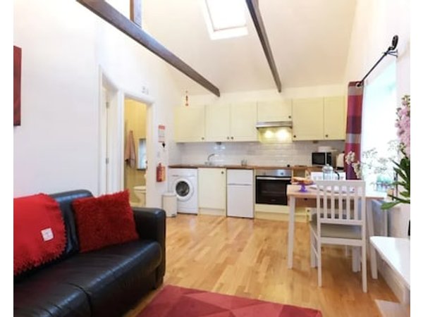 Rural Cottage On Smallholding With Hot Tub Close To Leeds Castle Canterbury