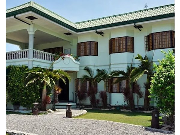 Citadel Alona Inn