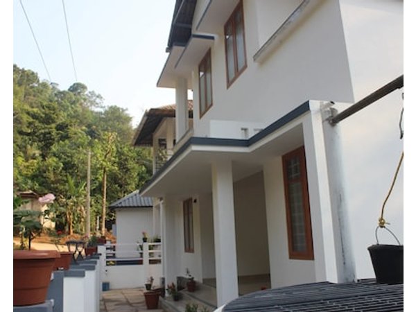 Zavon Holiday Home