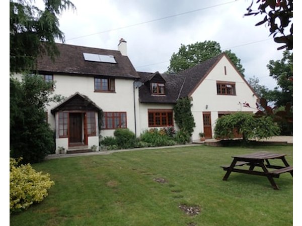 Larkrise Cottage Bed And Breakfast