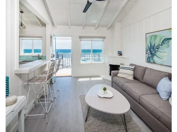 Pacific Villas: Unit 2