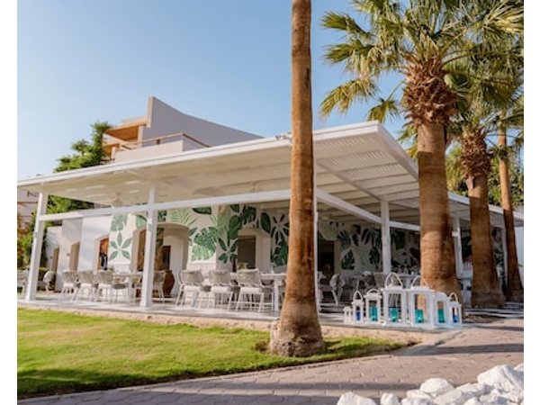 Fort Arabesque Resort Spa & Villas