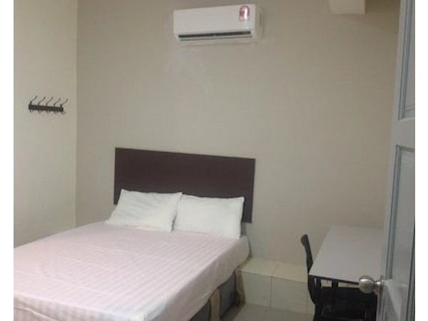 Budget Comfort Hostel