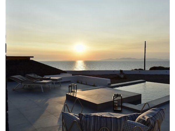 NORTHIA LUXURY VILLAS