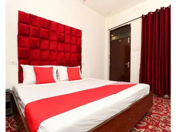 Hotel O by OYO Dariya Railway Station Formerly RR Villa