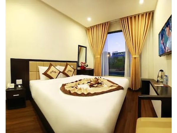 May Hotel