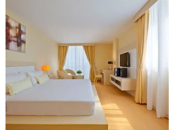 Jinhold Apartment Hotel Bintulu