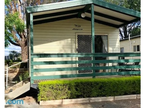 Tatura Cabin & Caravan Park