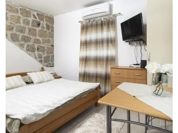 La Perla Luxury Apartments