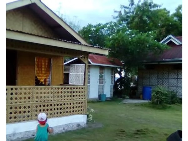 Shirley's Cottage - Pamilacan Island
