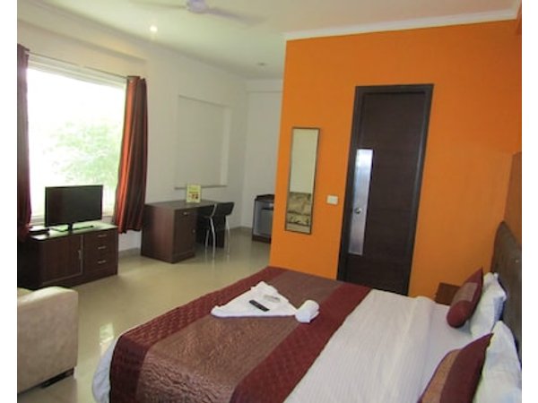 OYO 567 Hotel Lime Tree Hospitality