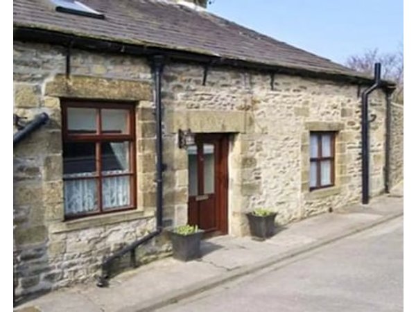 Watershed Cottage Pet Friendly With A Garden In Settle Ref 22252
