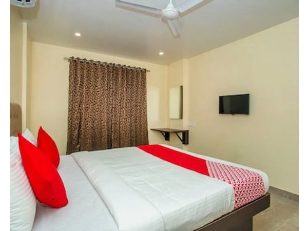 Super OYO Flagship Olivia Comforts Near Nexus Mall Koramangala