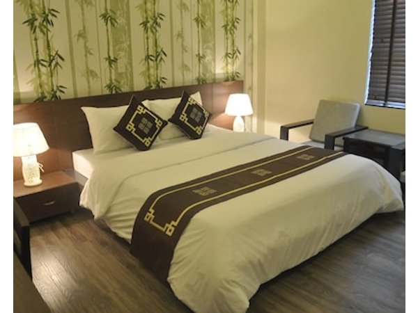 Rose Hotel
