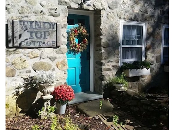 A 1930s Stone Cottage In Connecticut!