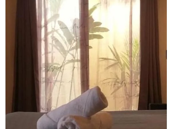 Tropical Suites & Villas