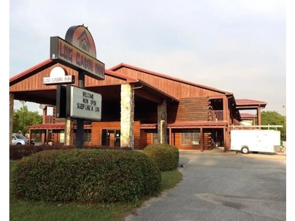 Log Cabin Inn
