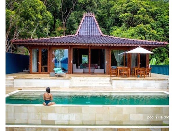 Karuna El Nido Villas