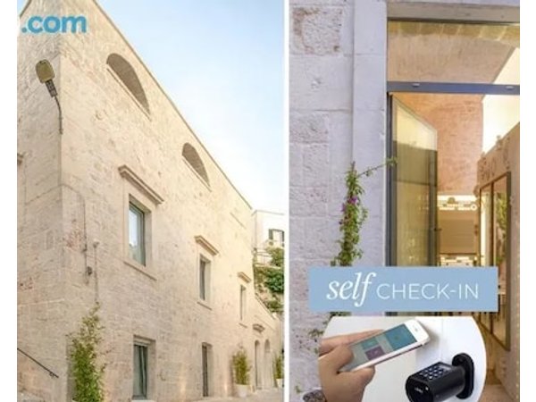 Vico Bianco Raro Villas Smart Rooms Collection