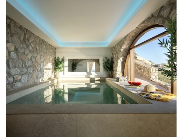 Zatrikion Santorini Villas