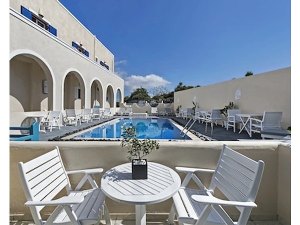 Alizea Villas & Suites
