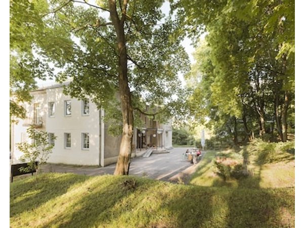 Downtown Forest Hostel & Camping