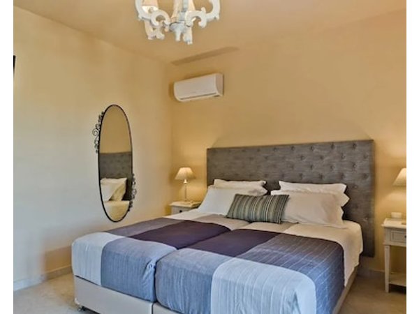 Elaia Villas