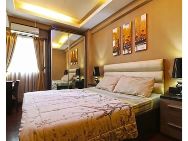 The Suites Metro - Yanti
