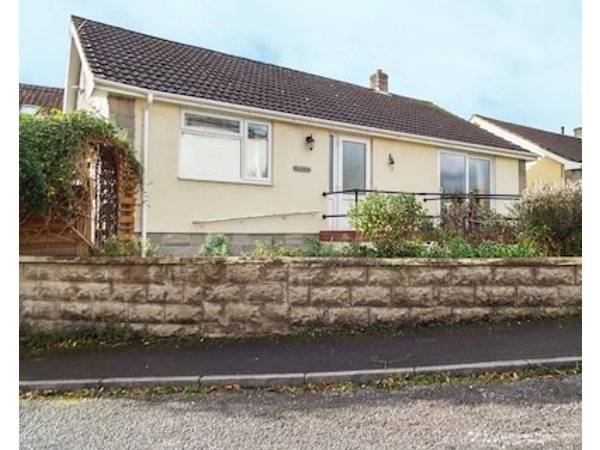 Lamora Pet Friendly Country Holiday Cottage In Cheddar Ref 952215