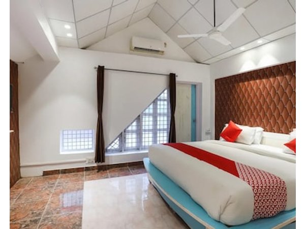 OYO Nova Dumas Homestay