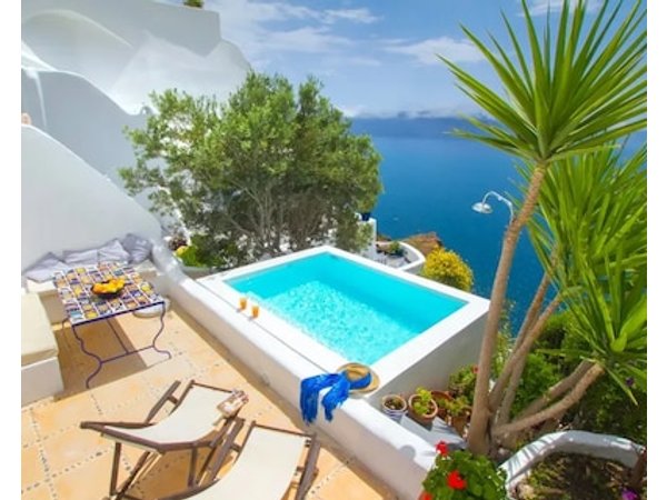Ifestio Villas Oia