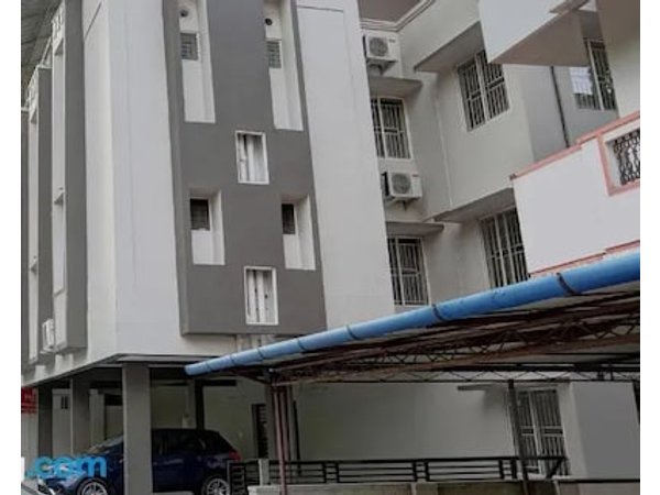Kadavil Suites Rooms and Apartments Edappally