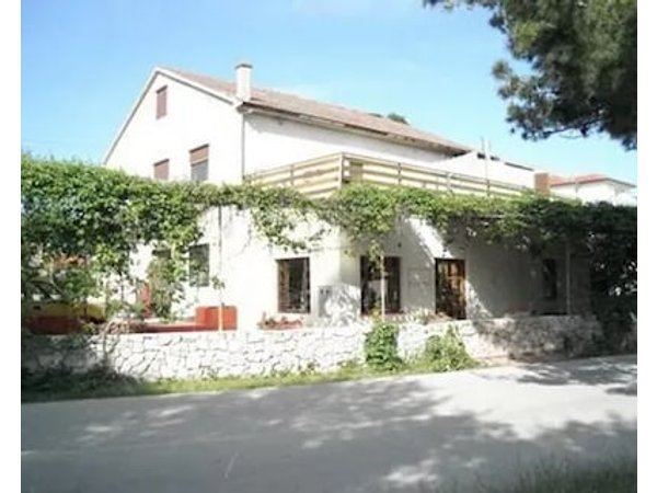 Basil Apartments and Rooms