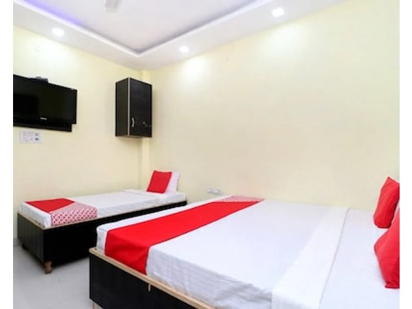 OYO Gian Residency