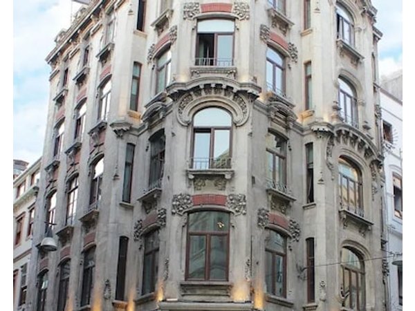 Ragip Pasha Apartments