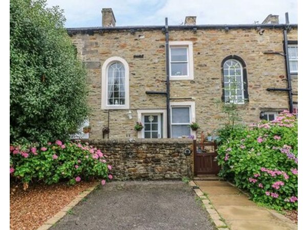 Daisys Holiday Cottage With A Garden In Skipton Ref 933779