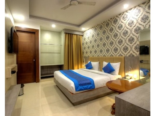 Hotel Almati Inn