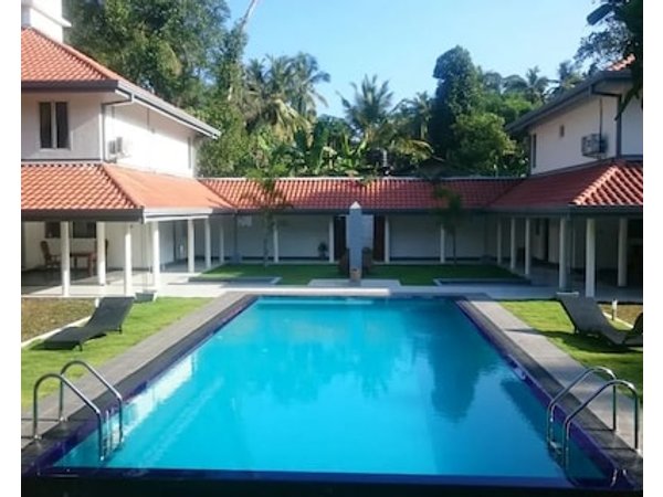 Anuhas Airport Villas