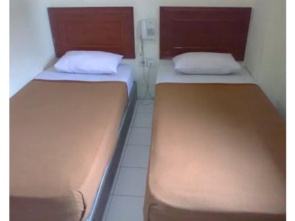 D Hans Hotel Syariah RedPartner near Wisata Religi Sunan Ampel Surabaya