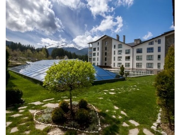 Saint George Palace Aparthotel
