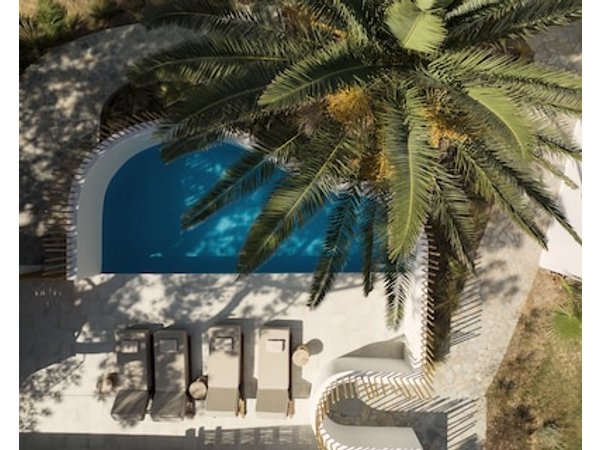 Dionysos Beach Resort & Villas