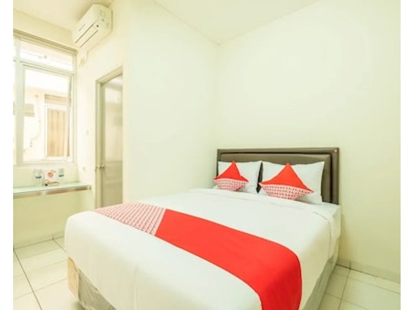 OYO 818 Micasa Residence
