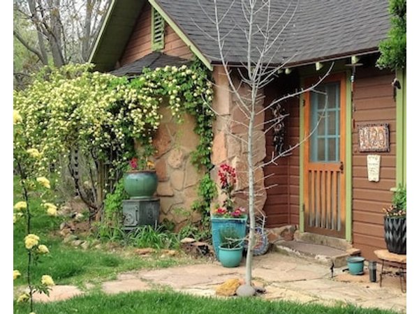 The Historic Rose Cottage in Springdale Utah
