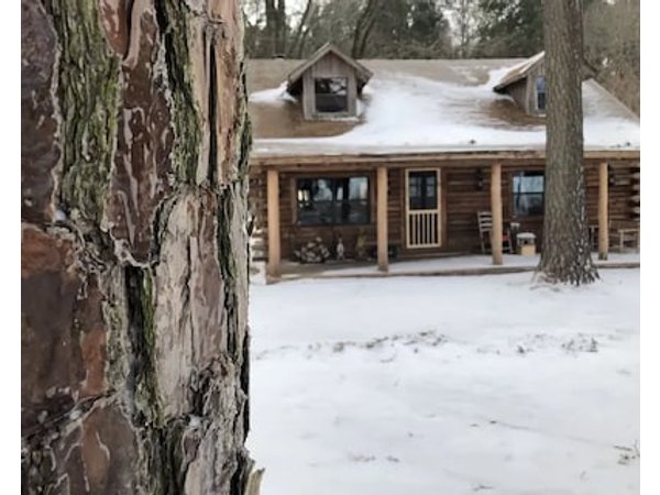 Cora's Main Log Cabin