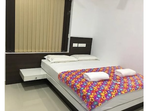 Rams Guest House Near Lulu Mall